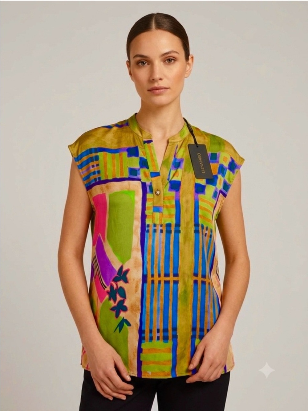 NWT Elena Mirò Abstract
Multicolor Geometric V-Neck
Tunic Blouse Sz 02